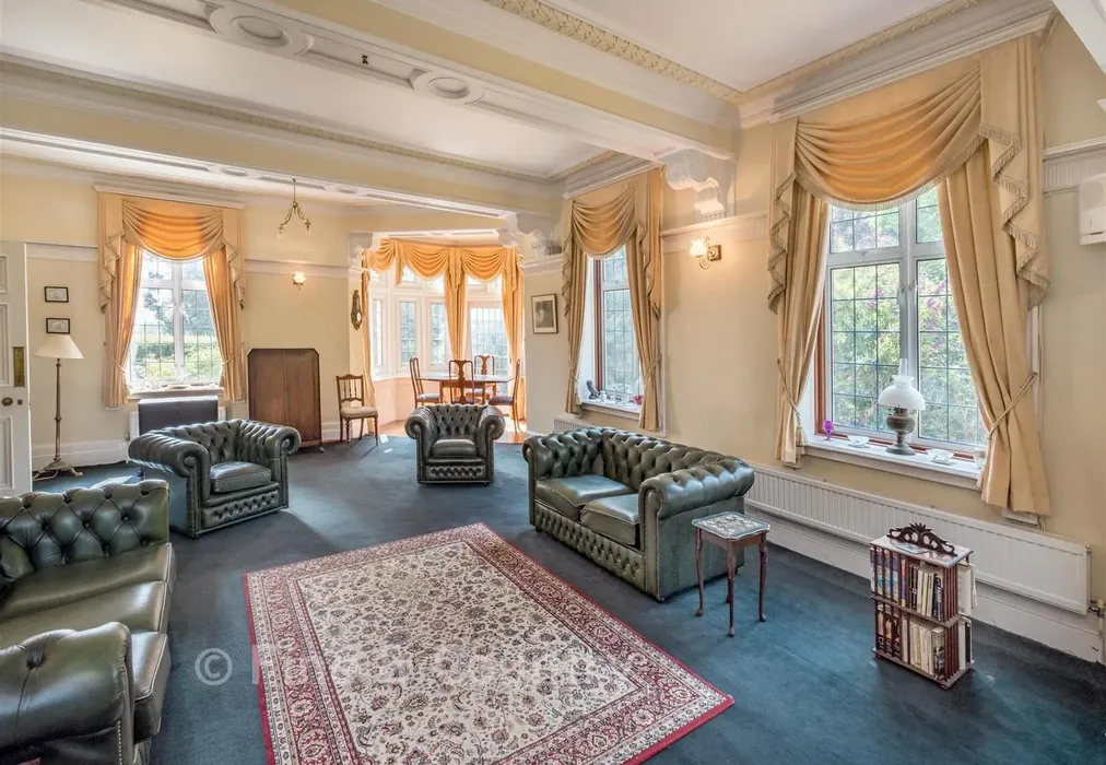 Drawing Room* - Brocks Copse Road, Wootton Bridge, Ryde, Isle of Wight - Wards of Kent