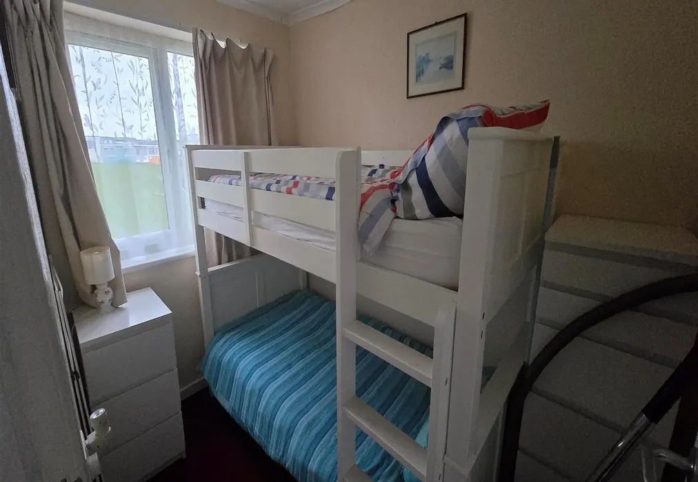 Bedroom - Yaverland Road, Sandown, Isle of Wight - Wards of Kent