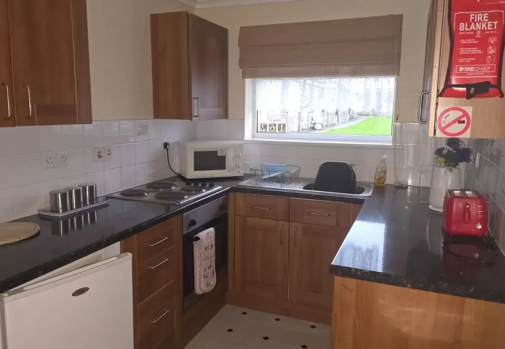 Kitchen - Yaverland Road, Sandown, Isle of Wight - Wards of Kent