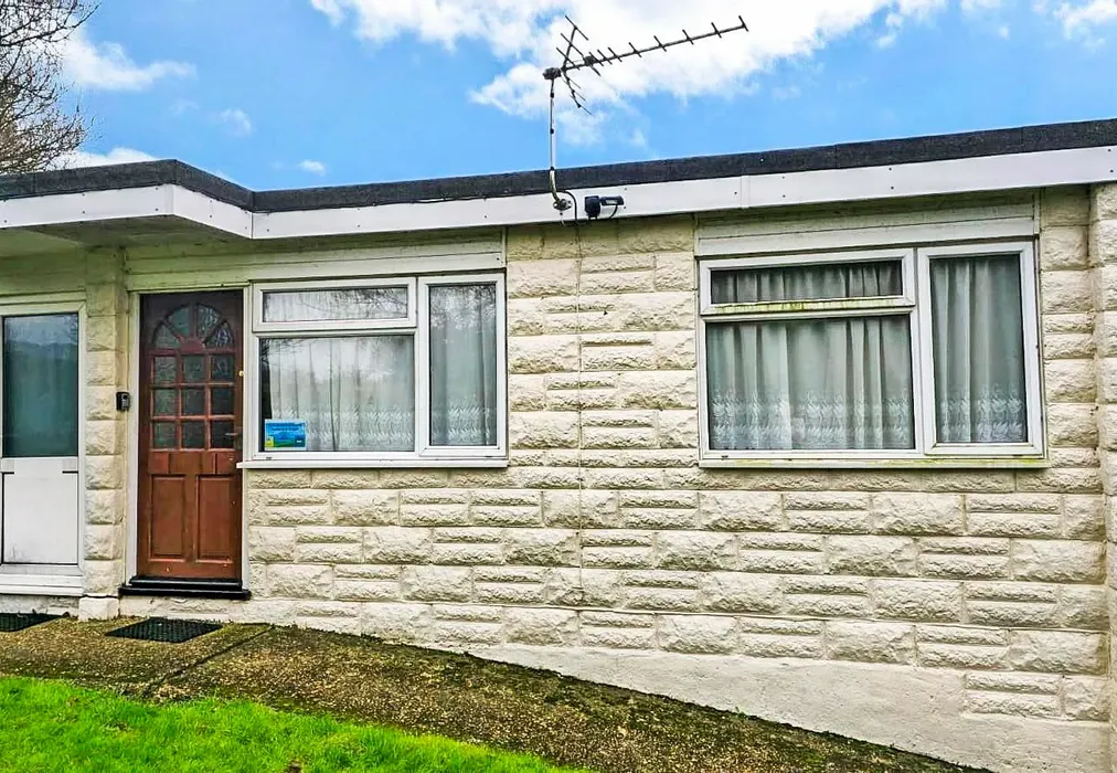 Front Aspect - Yaverland Road, Sandown, Isle of Wight - Wards of Kent