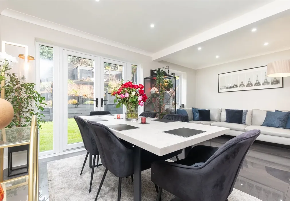 Dining Room - Priory Fields, Eynsford, Dartford, Kent - Wards of Kent