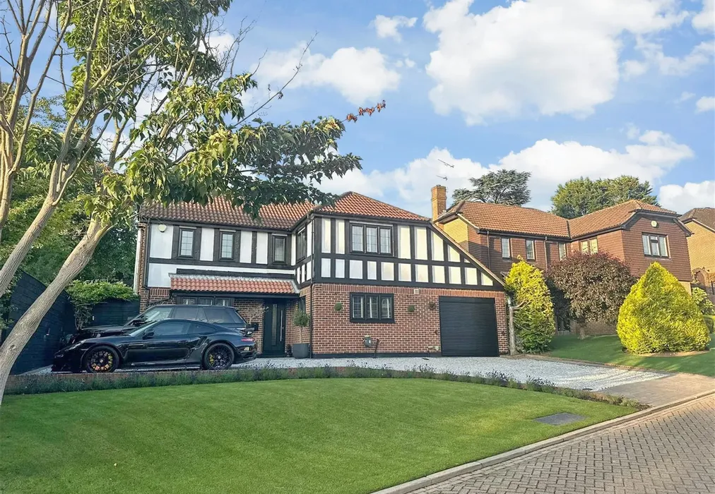 External (Web) 1 - Priory Fields, Eynsford, Dartford, Kent - Wards of Kent