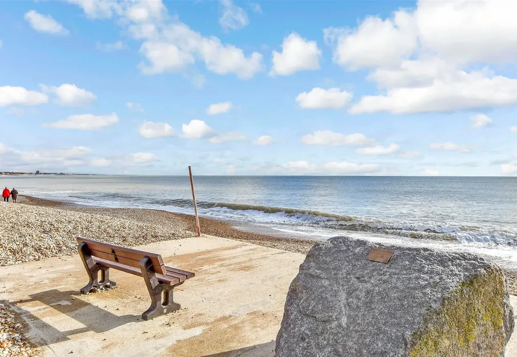 Surrounding Area - Well Road, Bognor Regis, West Sussex - Wards of Kent