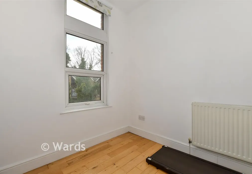 Bedroom 2 - Tonbridge Road, Maidstone, Kent - Wards of Kent