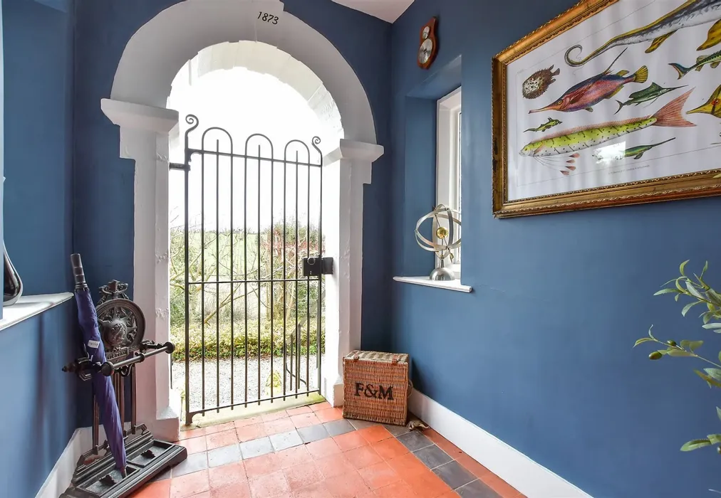 Internal Lifestyle Photograph - Dover Road, Eastry, Sandwich, Kent - Wards of Kent