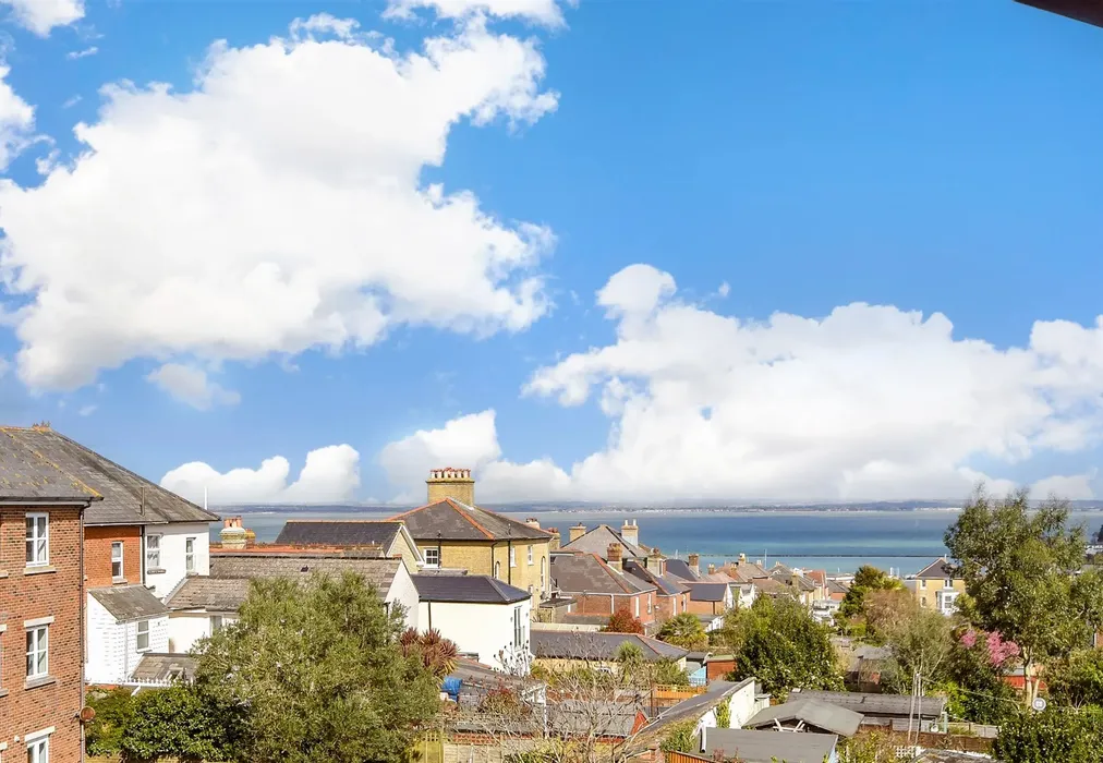 Views To Rear - Bellevue Road, Cowes, Isle of Wight - Wards of Kent