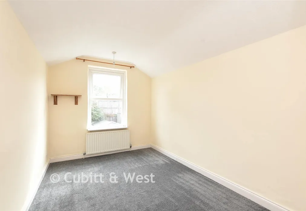 Bedroom 3 - Glovers Road, Reigate, Surrey - Wards of Kent