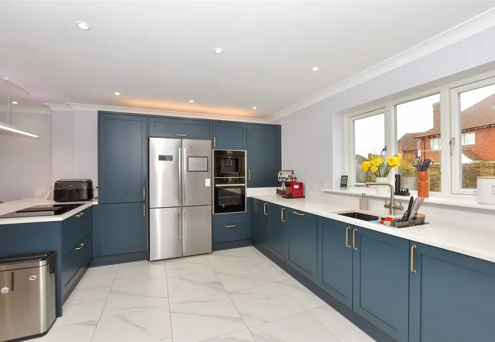 Kitchen - Bartlets Lane, Chilmington Green, Ashford, Kent - Wards of Kent