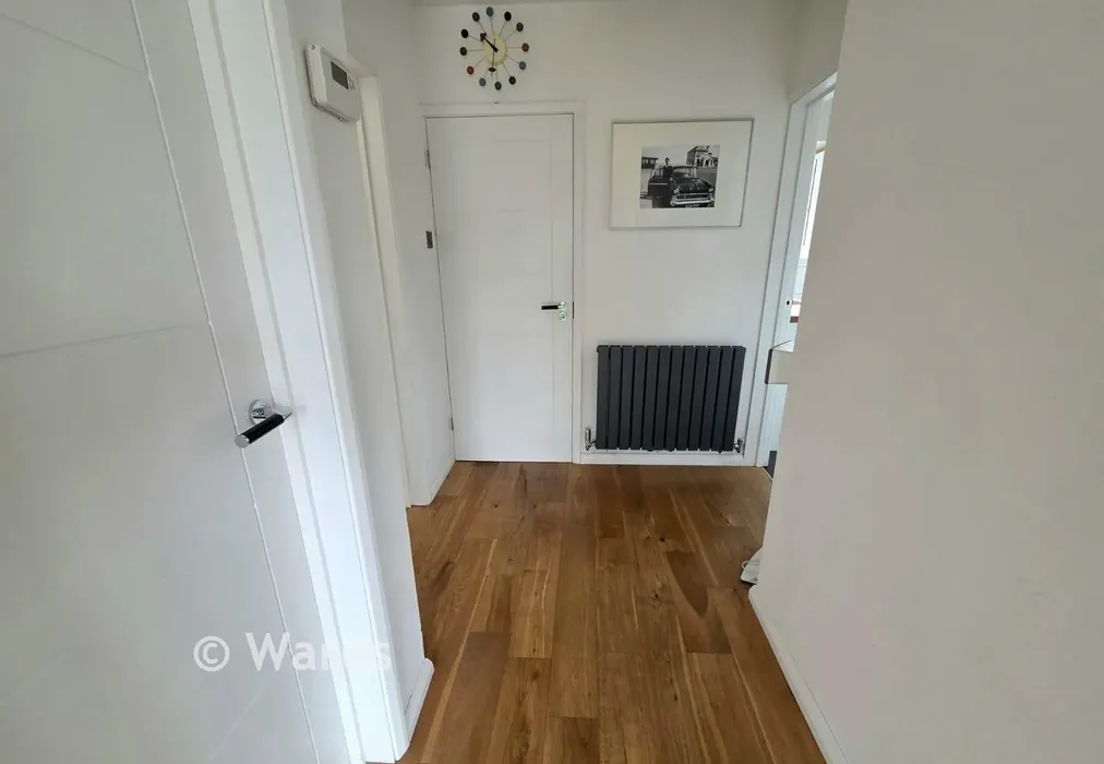 Entrance Hallway - Clifftown Gardens, Herne Bay, Kent - Wards of Kent