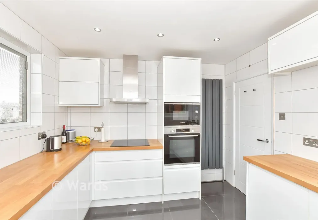Kitchen - Clifftown Gardens, Herne Bay, Kent - Wards of Kent