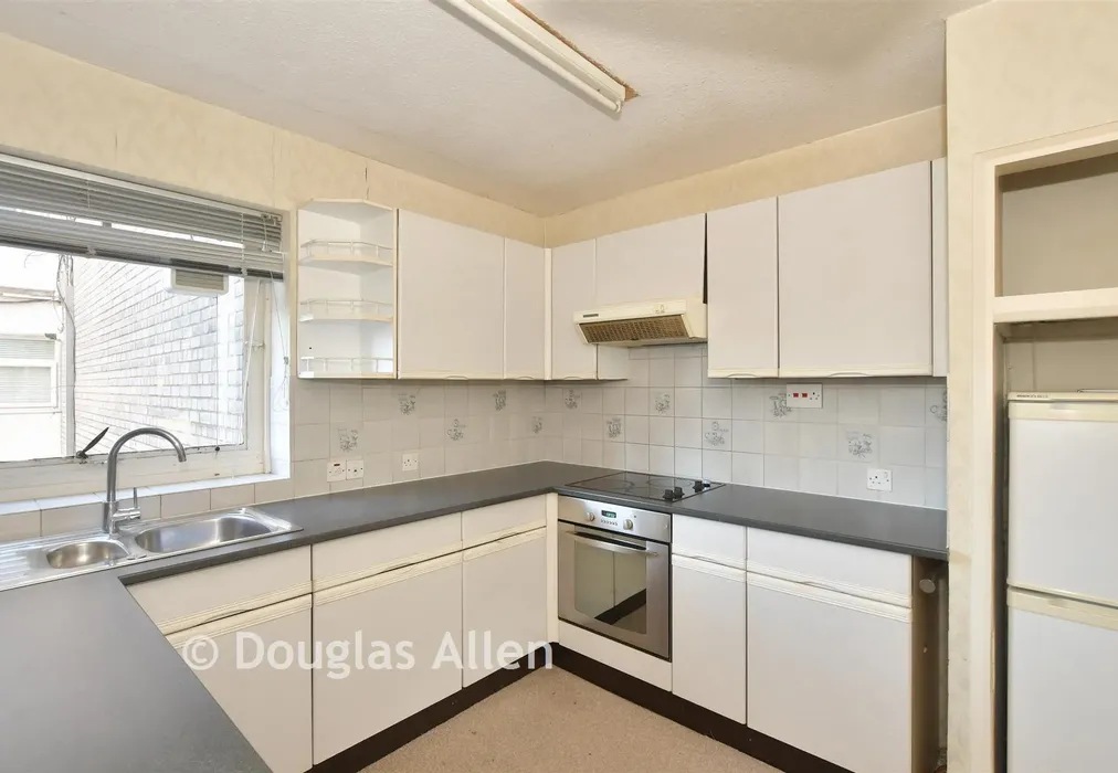 Kitchen - Woodford Road, London - Wards of Kent