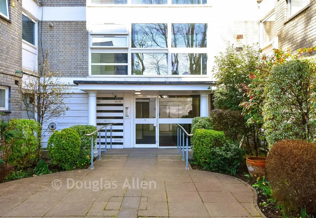 External Feature - Woodford Road, London - Wards of Kent