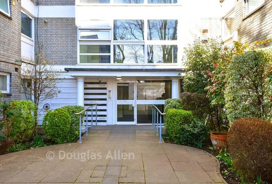 Woodford Road, London - Wards of Kent