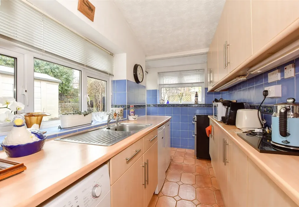 Kitchen - Winstanley Crescent, Ramsgate, Kent - Wards of Kent