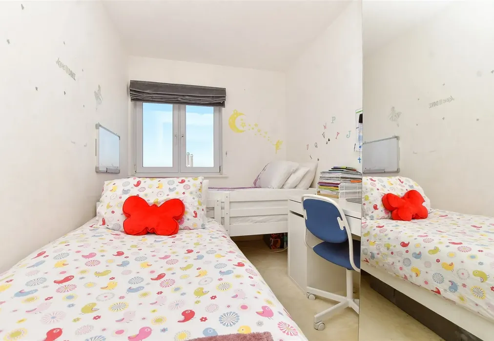 Bedroom 2 - Whitestone Way, Croydon, Surrey - Wards of Kent