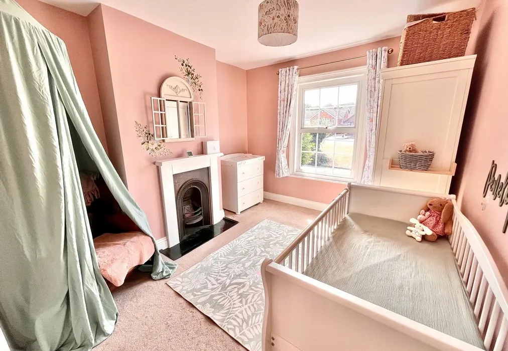 Bedroom 3 - London Road, Newington, Sittingbourne, Kent - Wards of Kent
