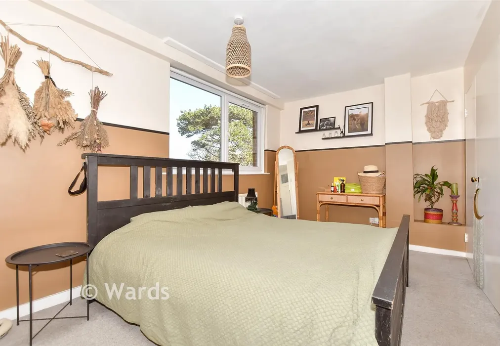 Bedroom 1 - Grimston Gardens, Folkestone, Kent - Wards of Kent