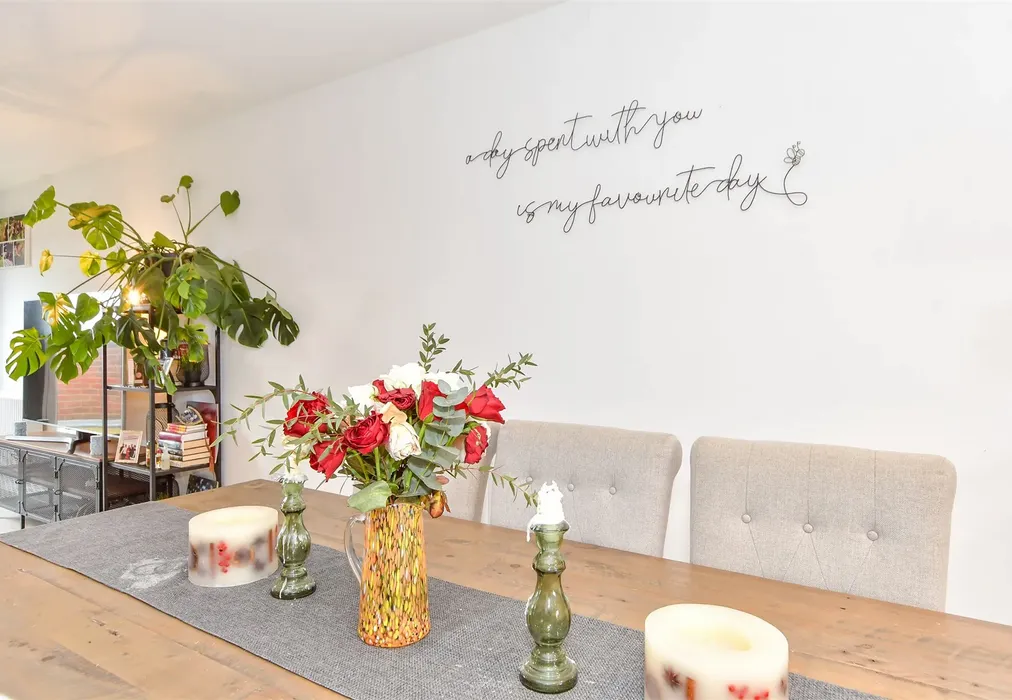 Internal Lifestyle Photograph - Longacres Way, Chichester, West Sussex - Wards of Kent