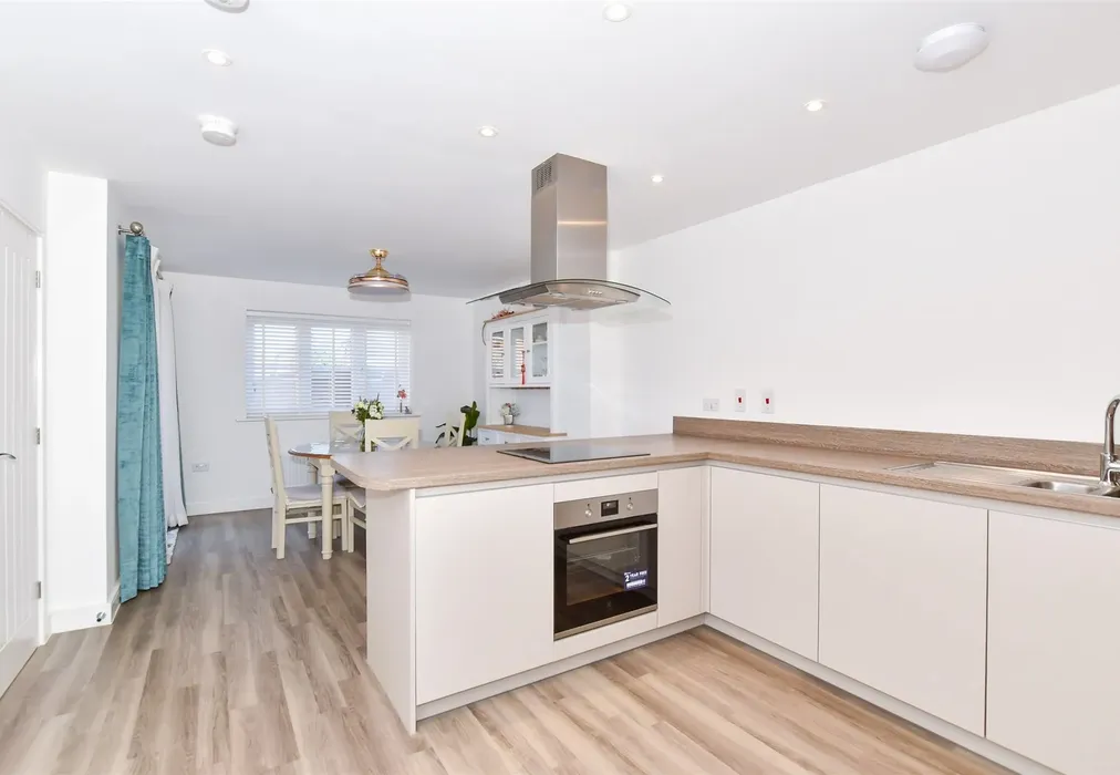 Kitchen/Diner - Seymour Drive, Marden, Marden, Kent - Wards of Kent