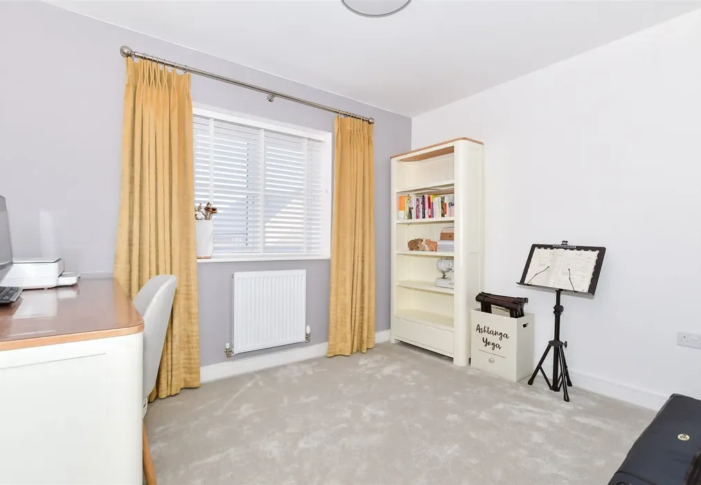 Bedroom 2 - Seymour Drive, Marden, Marden, Kent - Wards of Kent