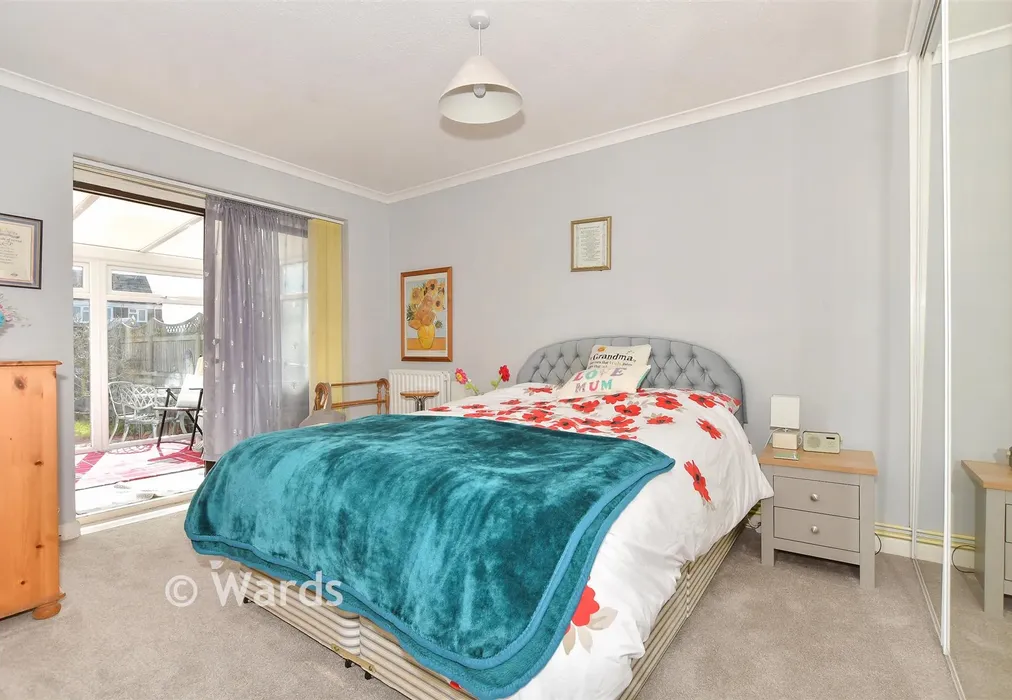 Bedroom 1 - Sandpiper Road, Whitstable, Kent - Wards of Kent