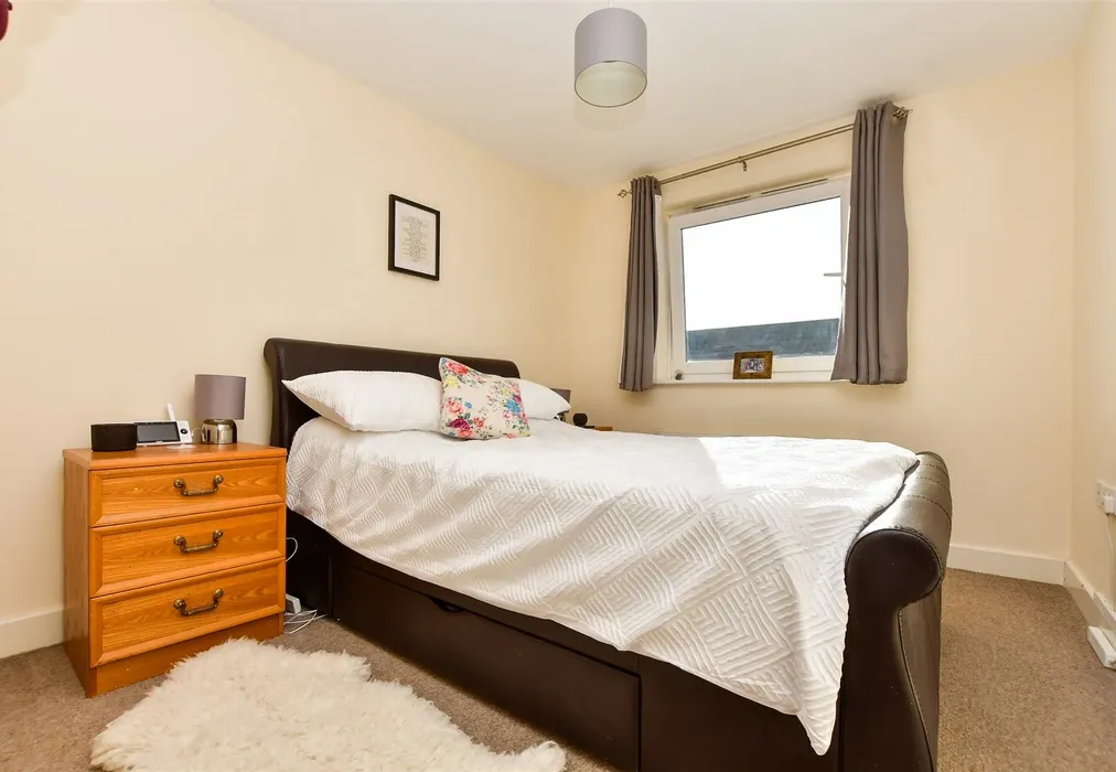 Bedroom 1 - Goodworth Road, Redhill, Surrey - Wards of Kent