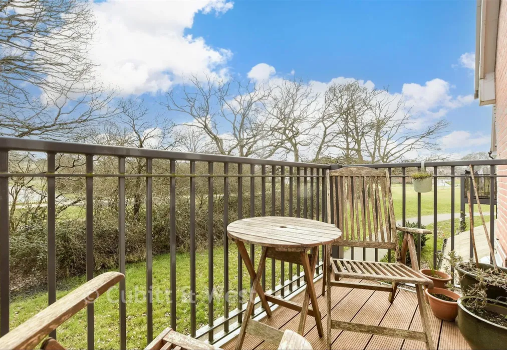 Balcony / Terrace - Shetland Close, Cranleigh, Surrey - Wards of Kent