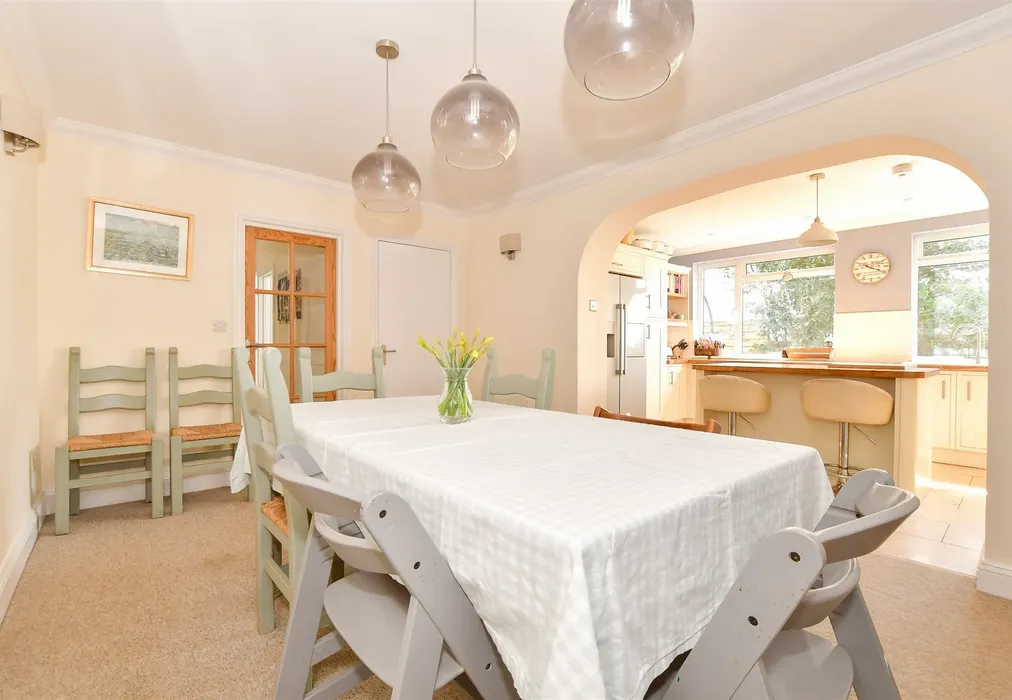 Dining Area - Wilton Park Road, Shanklin, Isle of Wight - Wards of Kent
