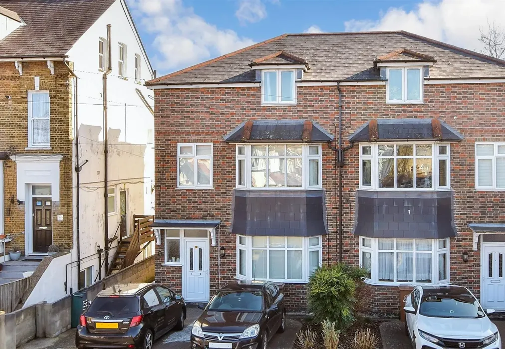 External (Web) - Clarendon Road, Wallington, Surrey - Wards of Kent