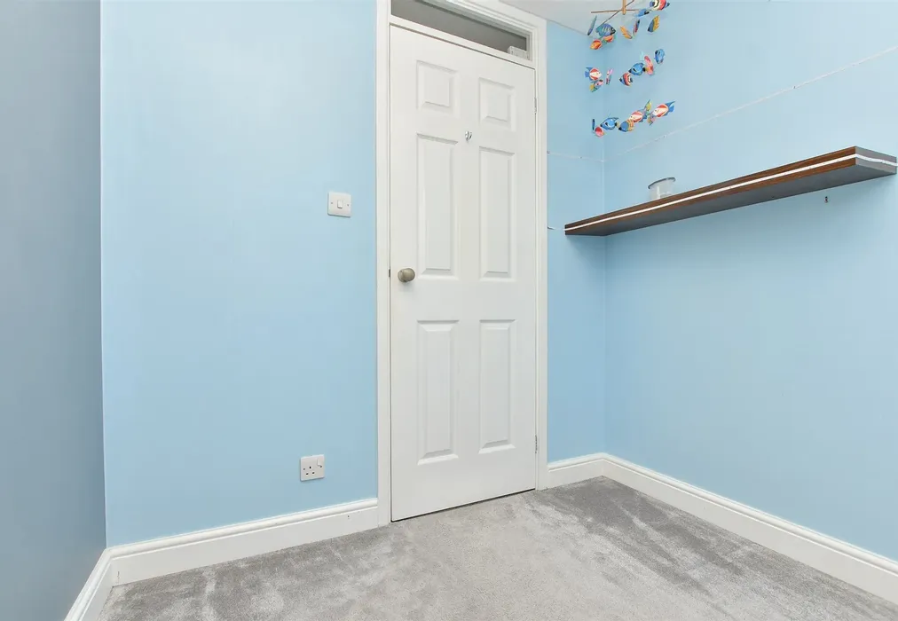 Bedroom 3 - Green Way, Tunbridge Wells, Kent - Wards of Kent