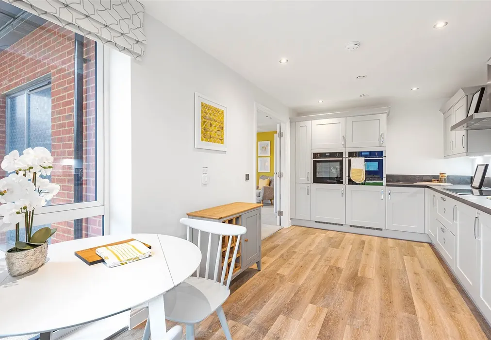 Kitchen Show Home - The Landings, Hazen Road, Kings Hill, West Malling, Kent - Wards of Kent