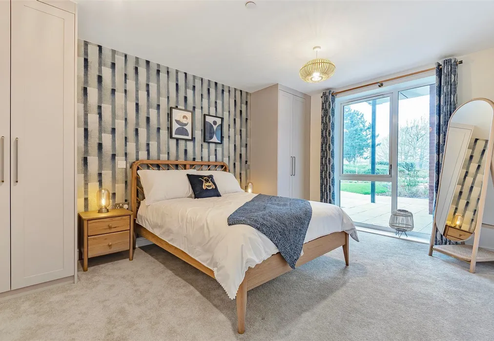 Bedroom Show Home - The Landings, Hazen Road, Kings Hill, Kent - Wards of Kent