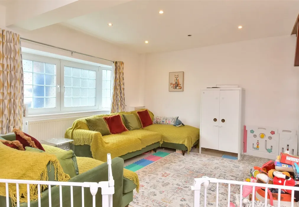 Lounge - Southover Street, Brighton, East Sussex - Wards of Kent