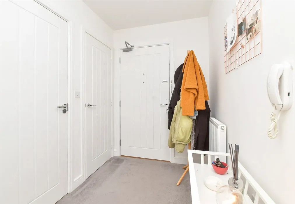 Hallway - Peckham Chase, Eastergate, Chichester, West Sussex - Wards of Kent