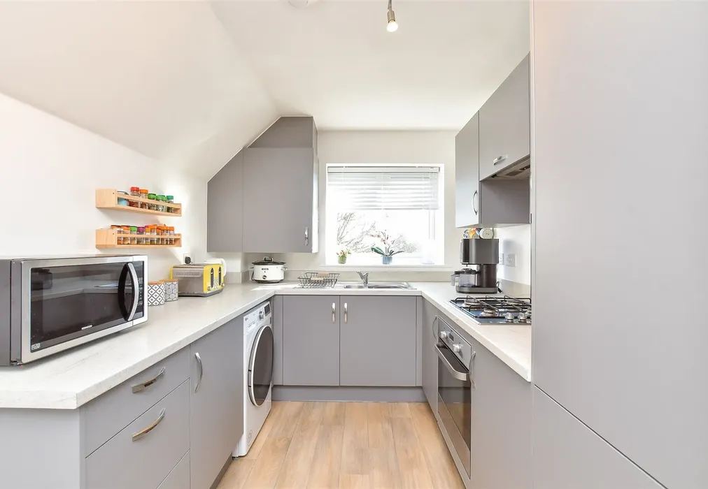 Kitchen - Peckham Chase, Eastergate, Chichester, West Sussex - Wards of Kent