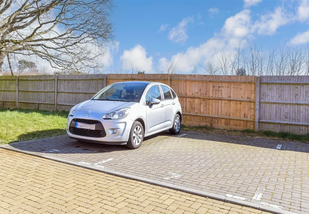 Allocated Parking - Peckham Chase, Eastergate, Chichester, West Sussex - Wards of Kent