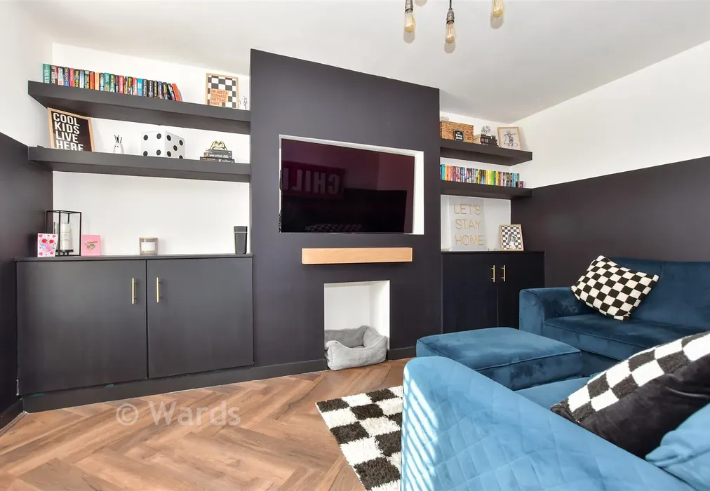 Lounge - Laleham Lane, Margate, Kent - Wards of Kent