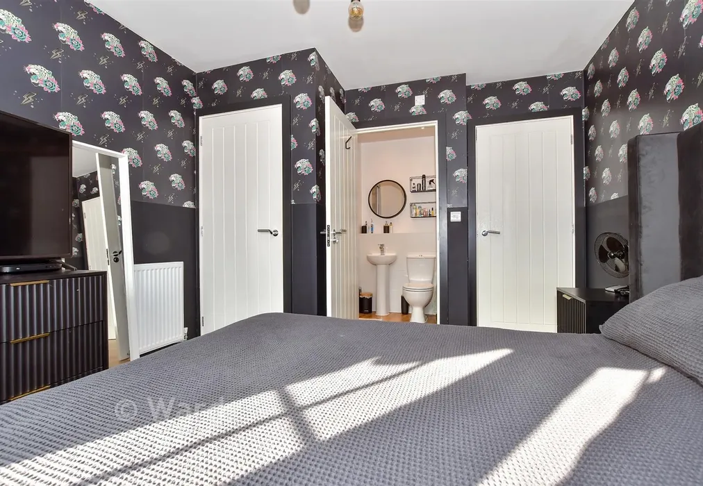Internal Lifestyle Photograph - Laleham Lane, Margate, Kent - Wards of Kent