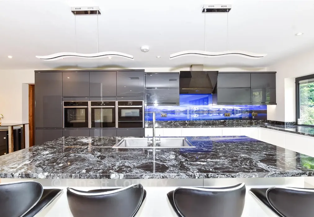 Kitchen/Diner - Chaucer Mews, Upper Harbledown, Canterbury, Kent - Wards of Kent