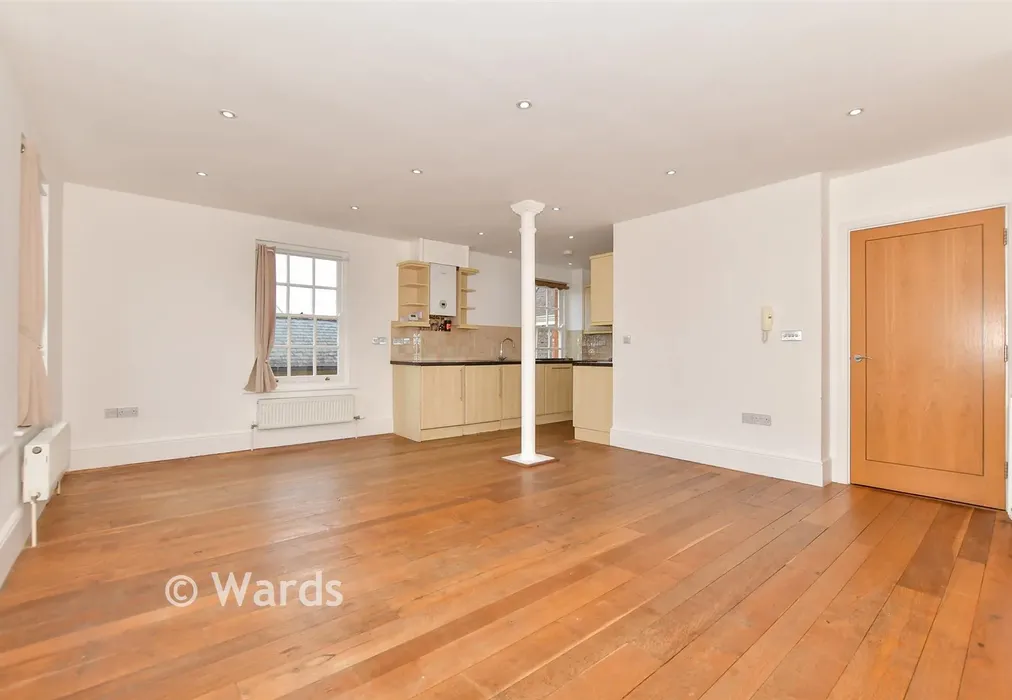Lounge/Kitchen - West Cliff Road, Ramsgate, Kent - Wards of Kent