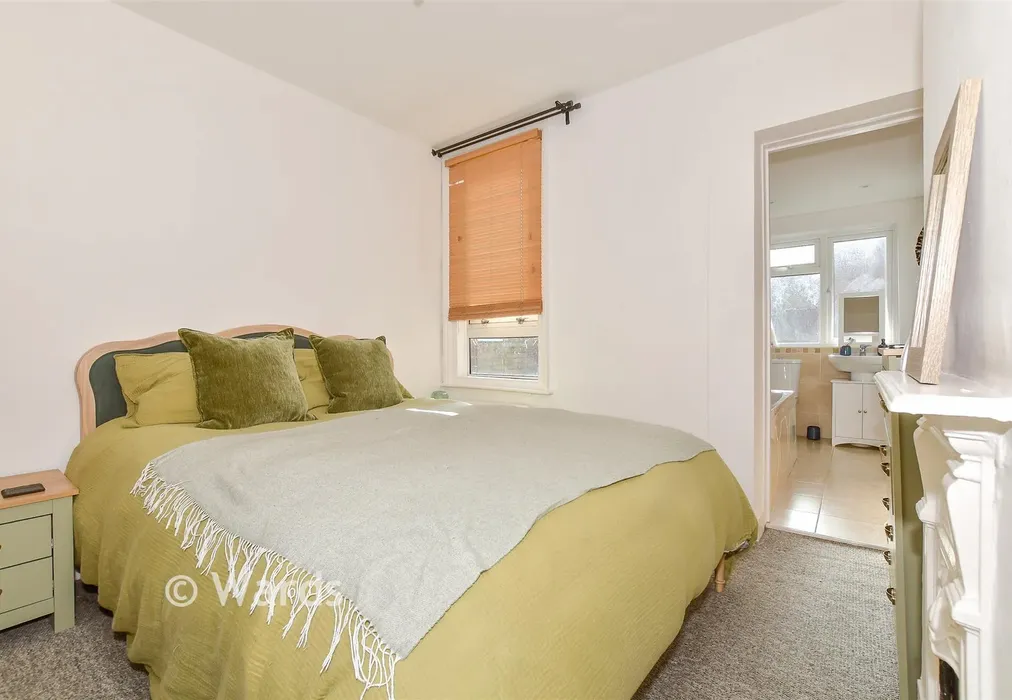 Bedroom 1 - Zealand Road, Canterbury, Kent - Wards of Kent