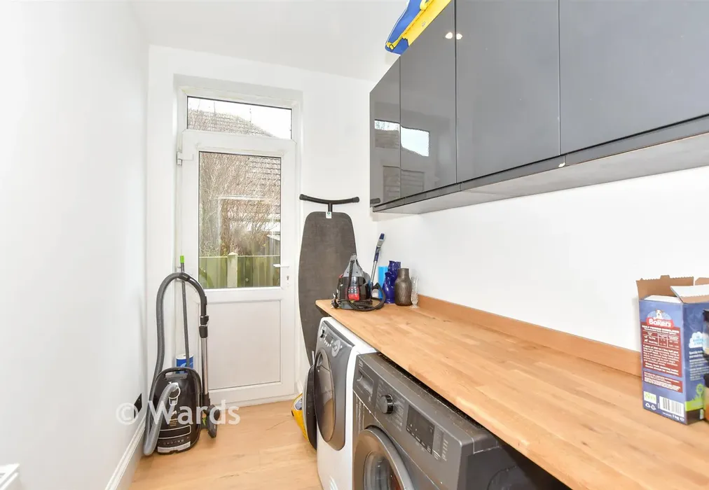 Utility Room - Kings Avenue, Ramsgate, Kent - Wards of Kent