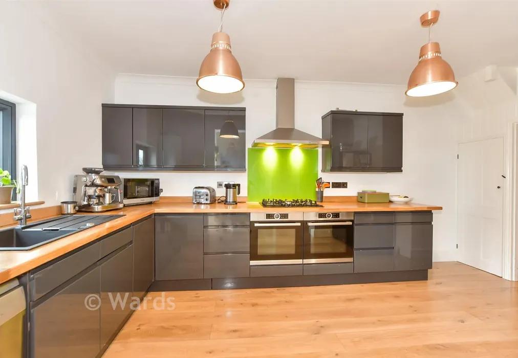 Kitchen - Kings Avenue, Ramsgate, Kent - Wards of Kent