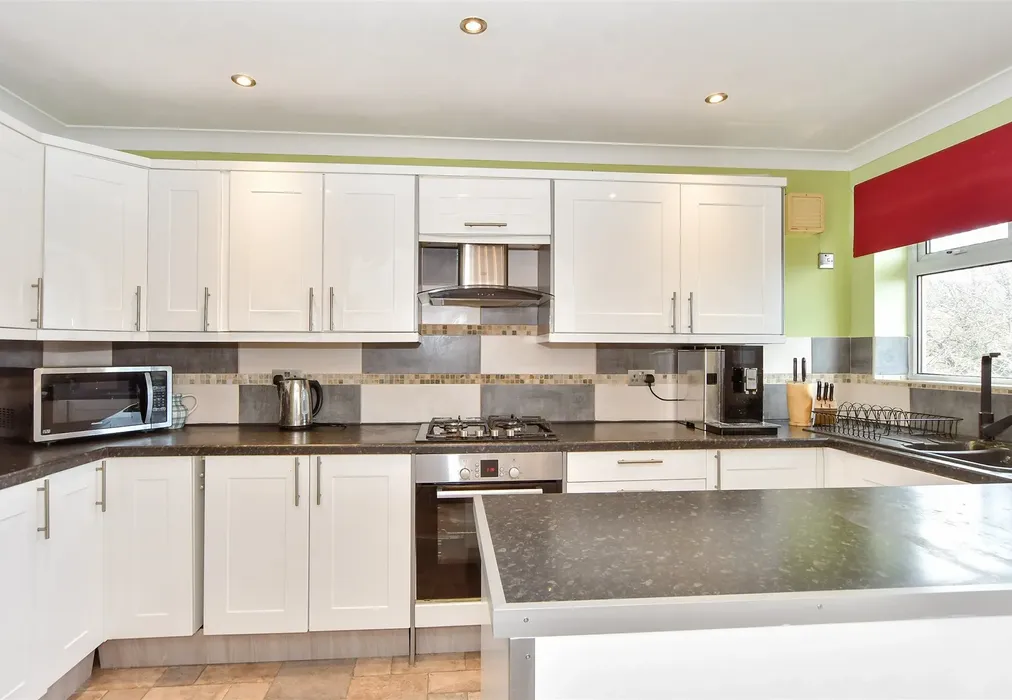 Kitchen - Henderson Road, Southsea, Hampshire - Wards of Kent