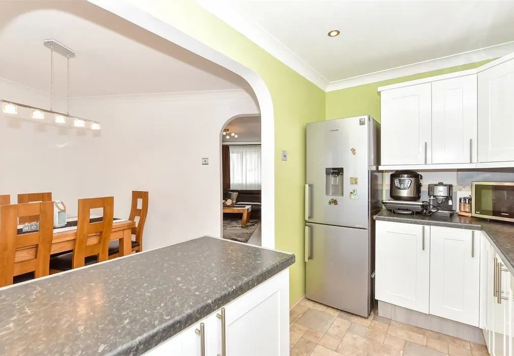 Internal Lifestyle Photograph - Henderson Road, Southsea, Hampshire - Wards of Kent