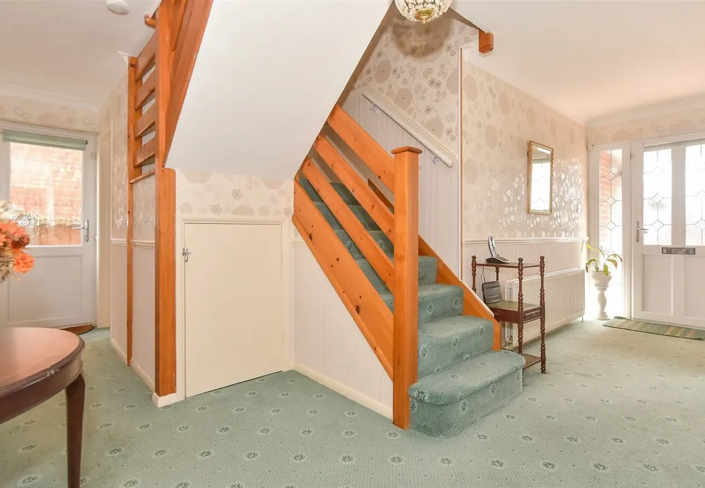 Hallway - Prince Edward Road, Billericay, Essex - Wards of Kent