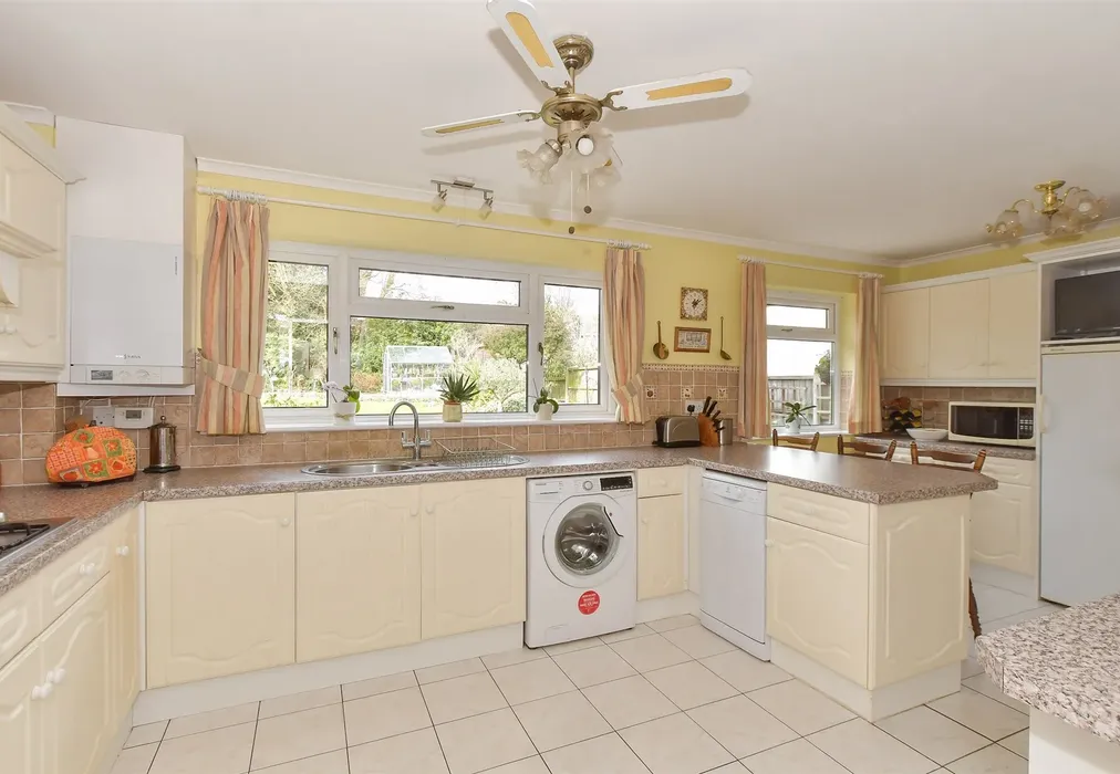 Kitchen/ Breakfast Room - Prince Edward Road, Billericay, Essex - Wards of Kent