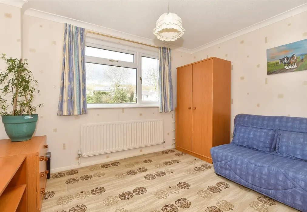 Bedroom 4 - Prince Edward Road, Billericay, Essex - Wards of Kent