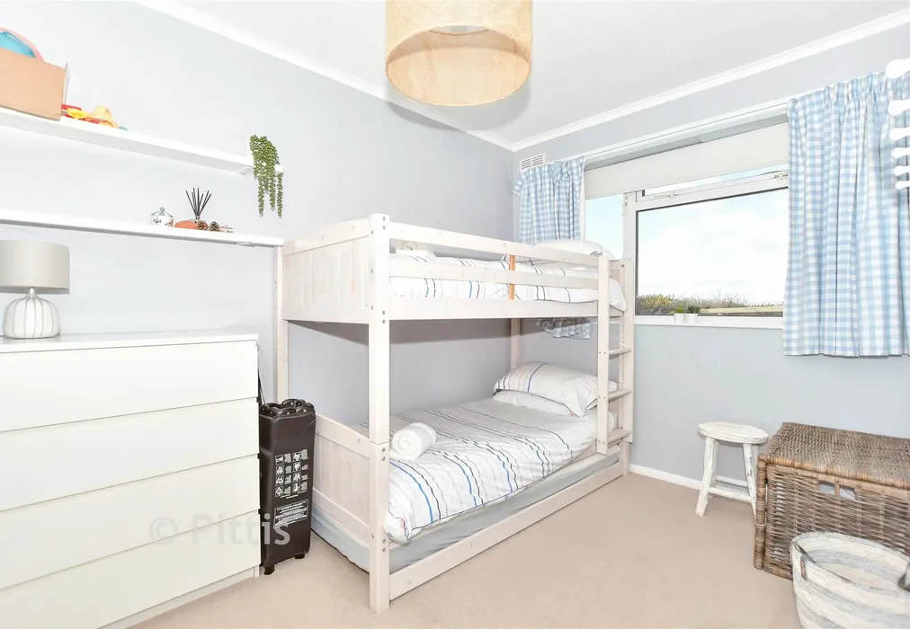 Bedroom 1 - Monks Lane, Freshwater, Isle of Wight - Wards of Kent