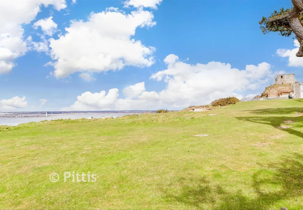 Surrounding Area - Monks Lane, Freshwater, Isle of Wight - Wards of Kent